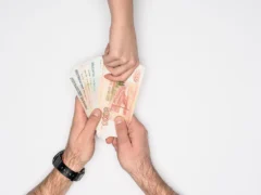 Как оформить пособие на лечение редких заболеваний — и почему важно не пропустить региональные программы
