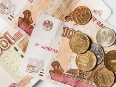Льготы для выпускников детдомов: какие выплаты теряются из-за бумажной волокиты